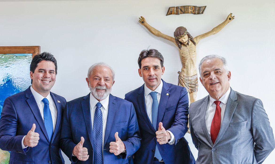 Silvio Costa Filho, André Fufuca, Presidente Lula e Márcio França.