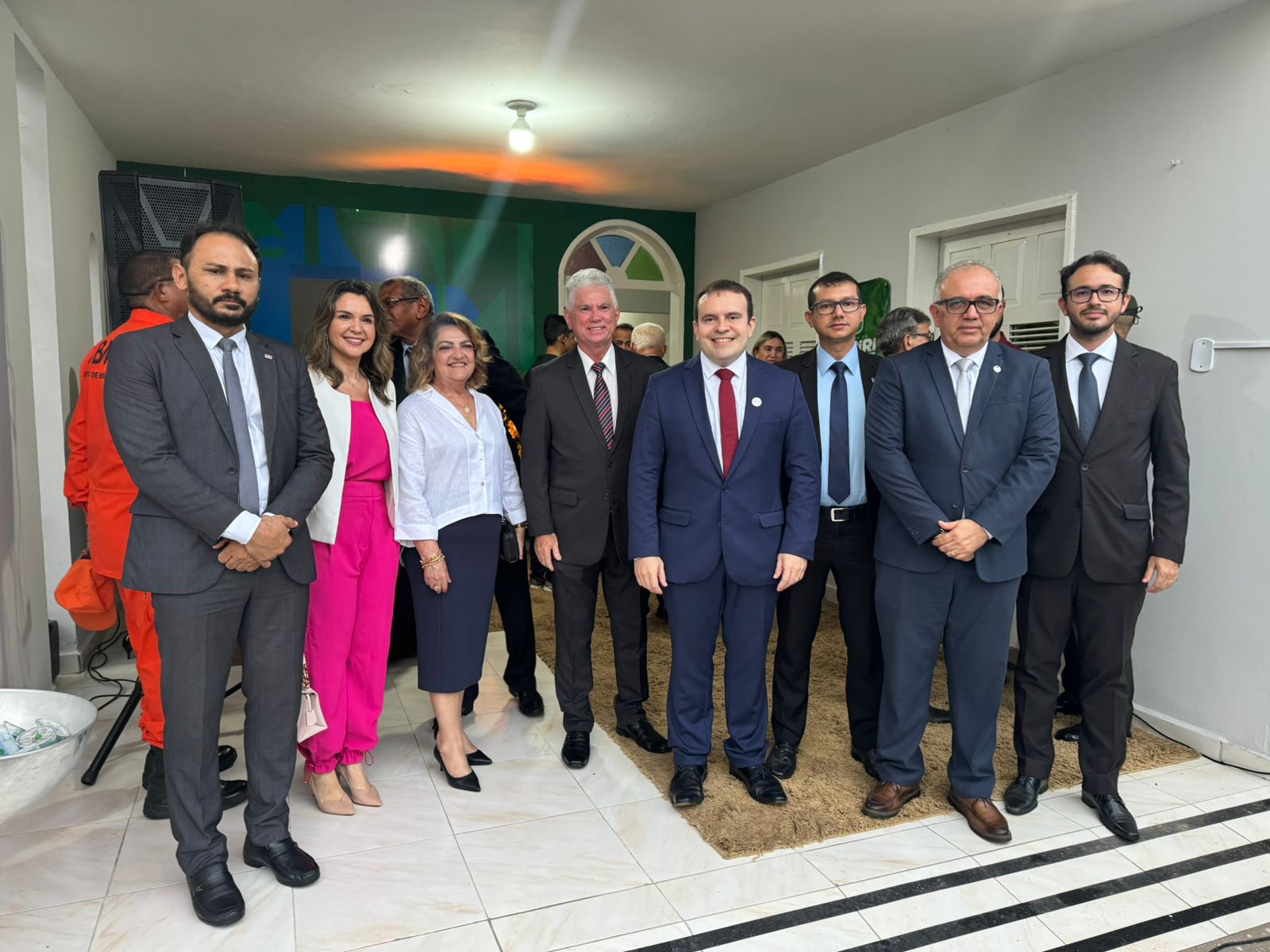 Thiago Brandim - Presidente da Comissão de Relação com o Poder Judiciário, Itallo Coutinho - Membro da Comissão de Relação com o Poder Judiciário, Maria Helena - Juíza do Juizado Especial de Piripiri