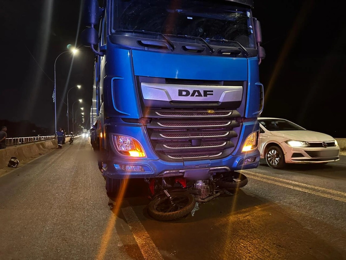 Acidente na Ponte do Tancredo Neves