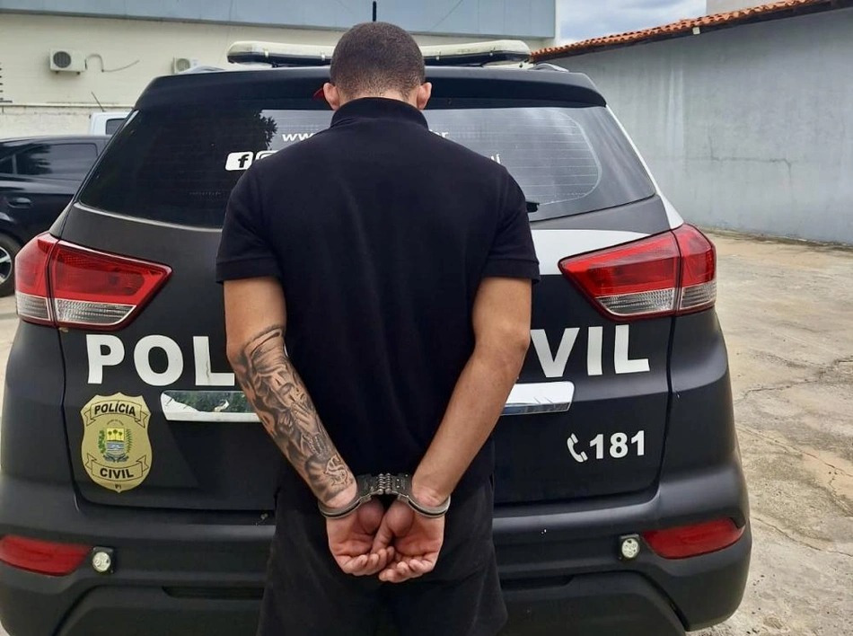 Adolescente identificado pelas iniciais B.A.R