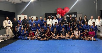 Momentos da Graduação do Projeto Jiu-jitsu e Cidadania