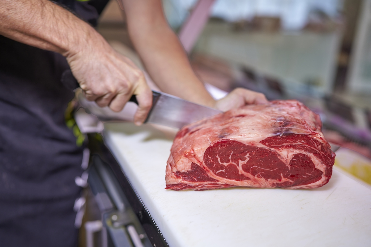 China aplicará tarifa de 55% sobre a carne brasileira a partir de 1º/1