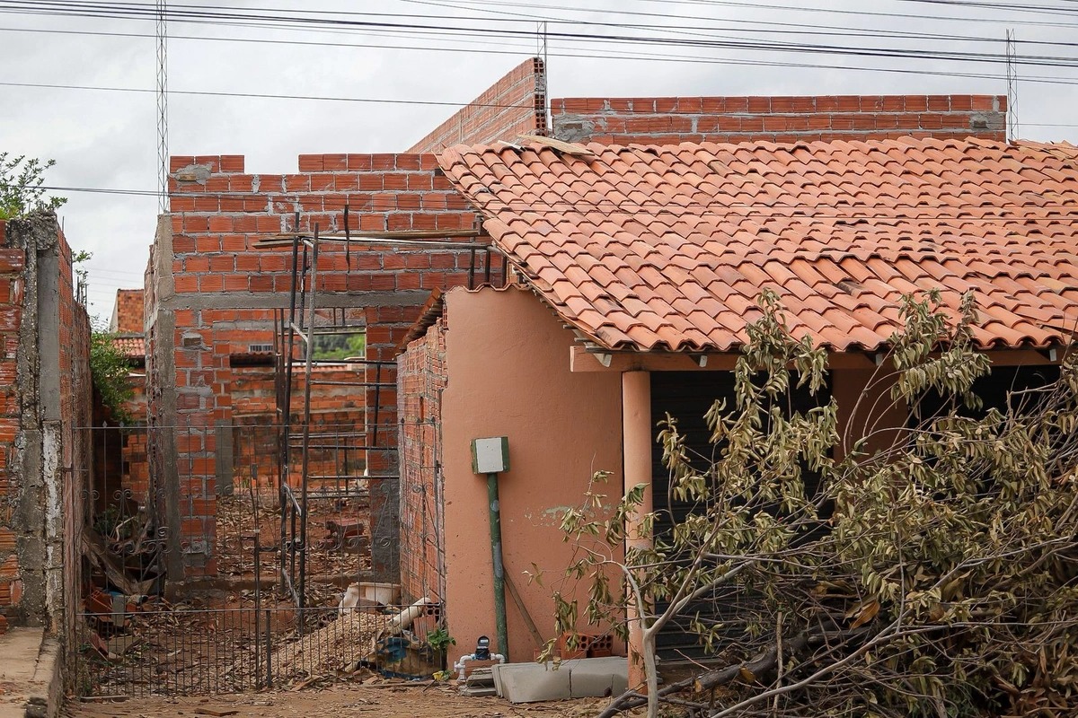 Homem morre eletrocutado ao tentar furtar cabos de energia em Teresina