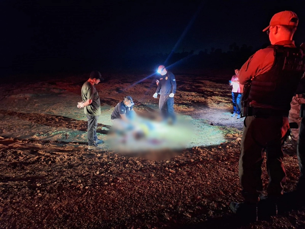 Mulher encontrada sem vida com mãos amarradas