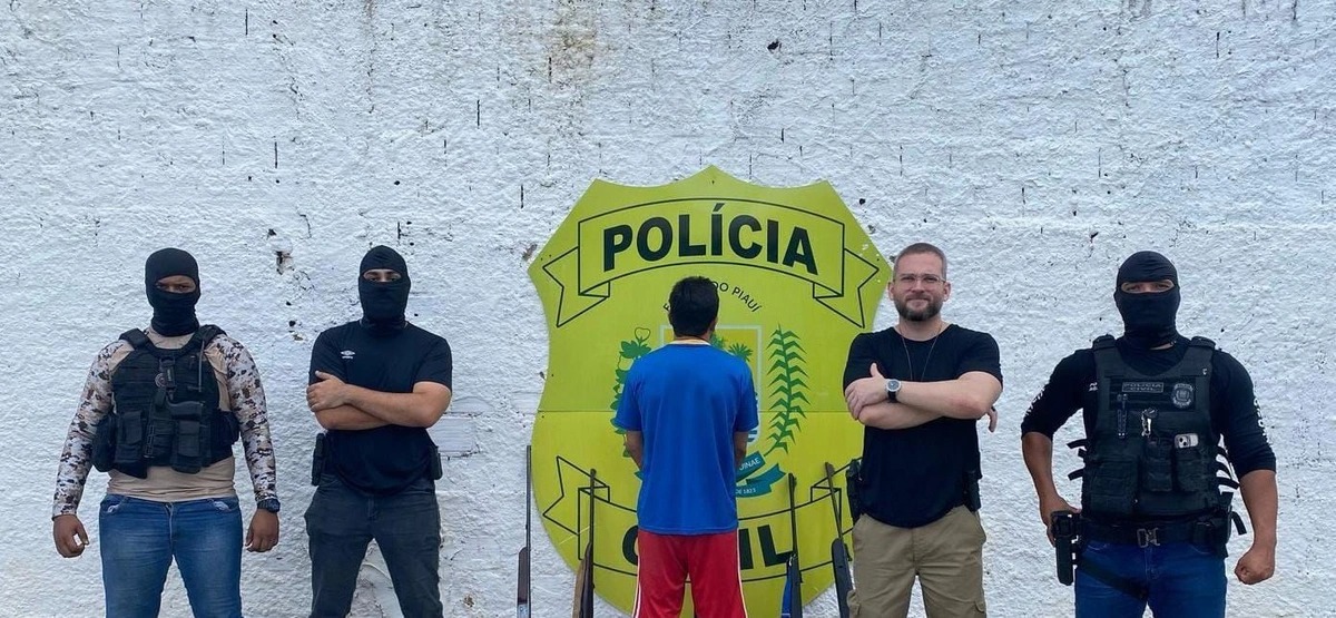 Homem é preso em flagrante