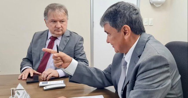 Merlong Solano busca apoio do MDS para projetos sociais no Piauí