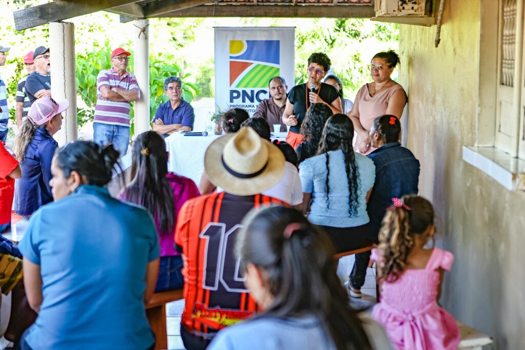SAF entrega registros de 242 hectares de terra para agricultores familiares do Vale do Guariba