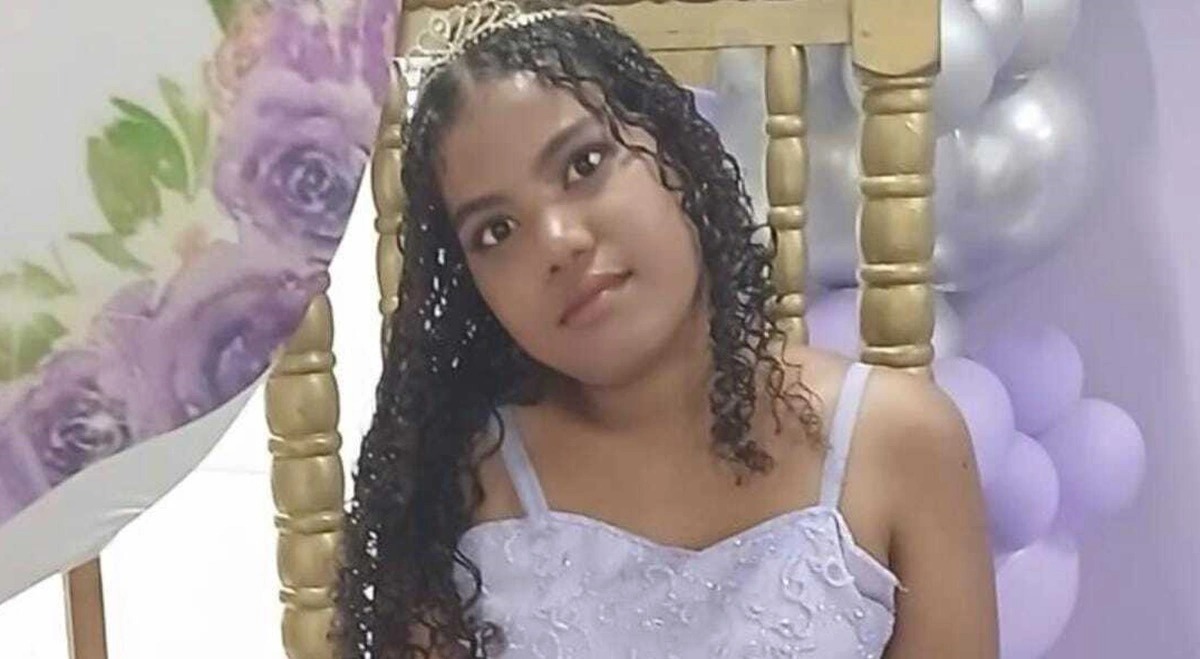 Adolescente Marcela Vitória