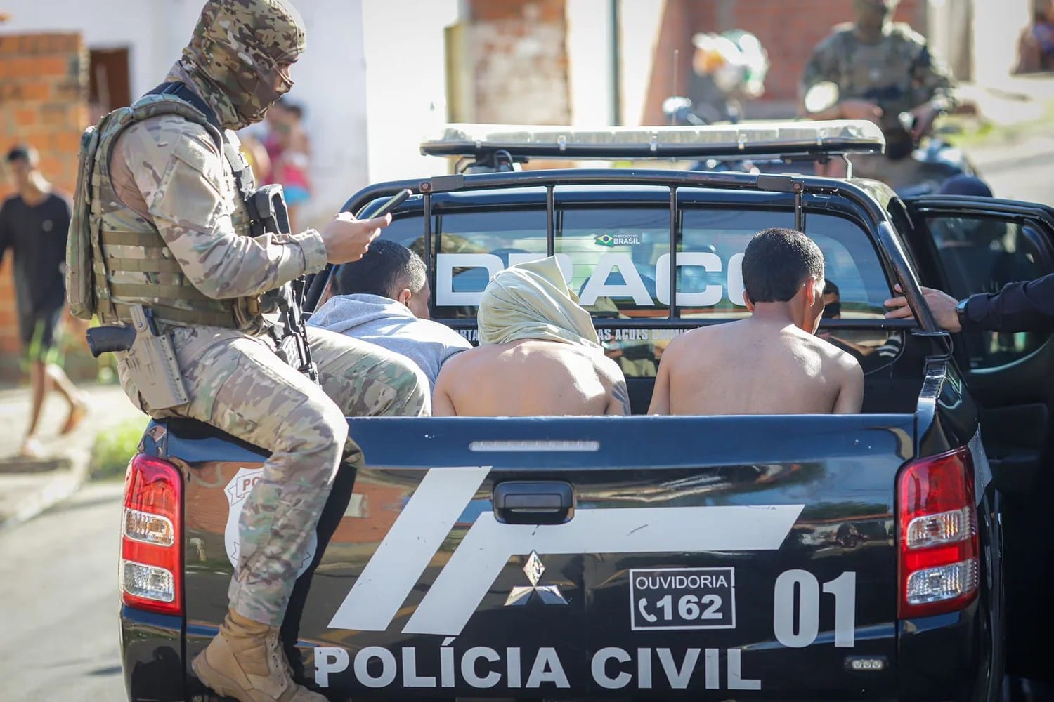 DRACO deflagra operação e cumpre 13 mandados contra o Bonde dos 40 em Teresina