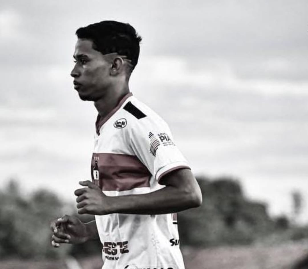 Alex Mariano Nascimento Moura