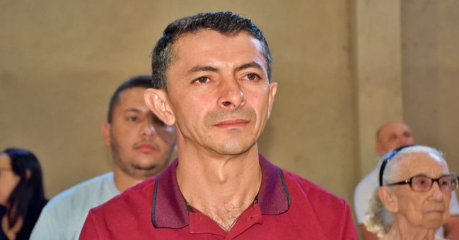 Mesmo com aprovados aguardando nomeação, Prefeitura de Santana do Piauí mantinha 34 contratos temporários